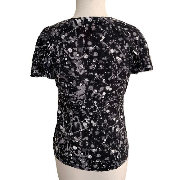 Tory Burch Blouse Top Black Paint Drip 100% Silk Zip Up Flutter Sleeve Ruffled 2 - Picture 4 of 6